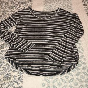 😍 American Eagle sz XS ls Top
